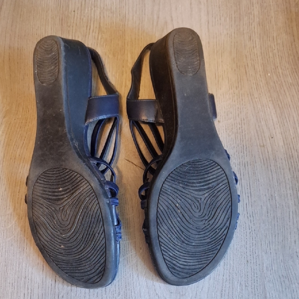 Impo Navy Strappy Sandals - Picture 3 of 5